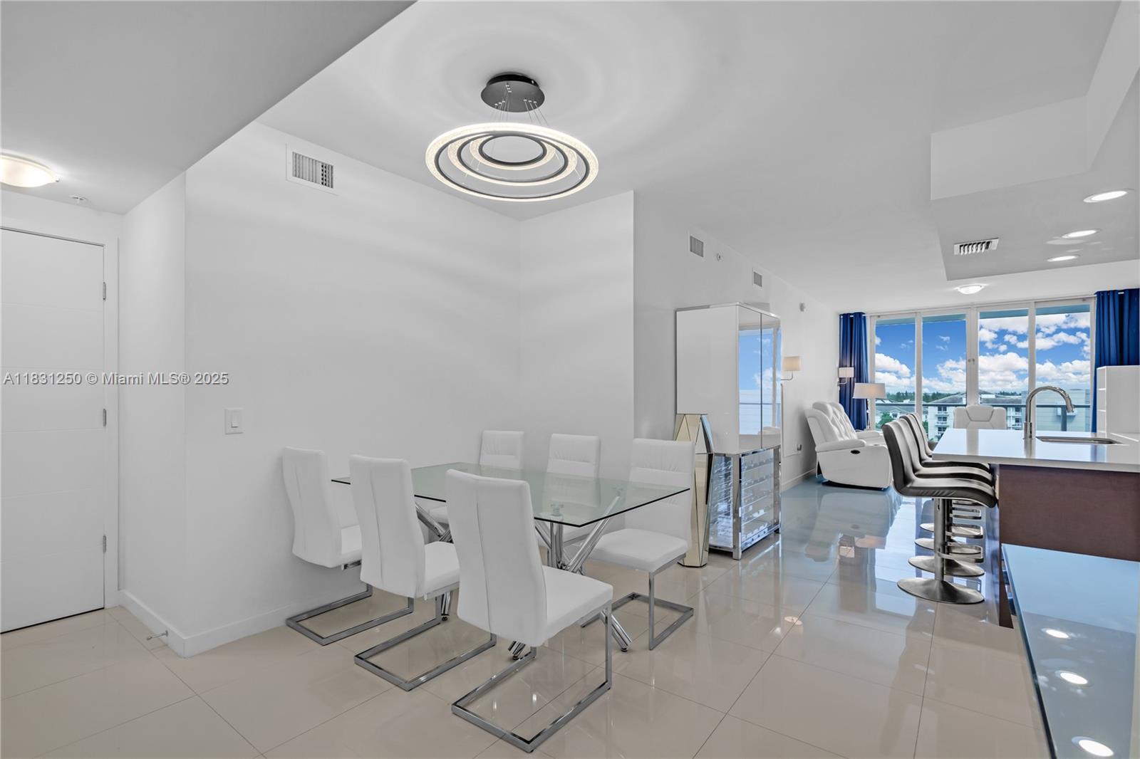 Property Photo: 7751 NW 107th Ave 716 FL 33178