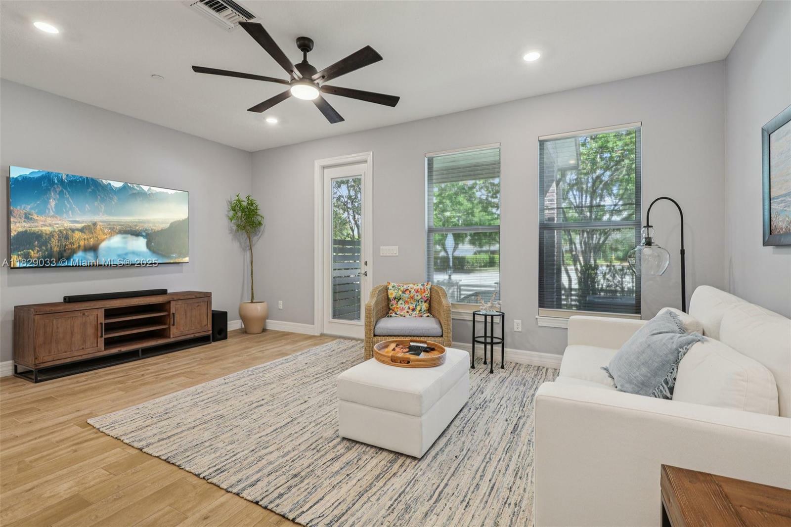Property Photo: 8367 NW 7th Pl 0 FL 33324