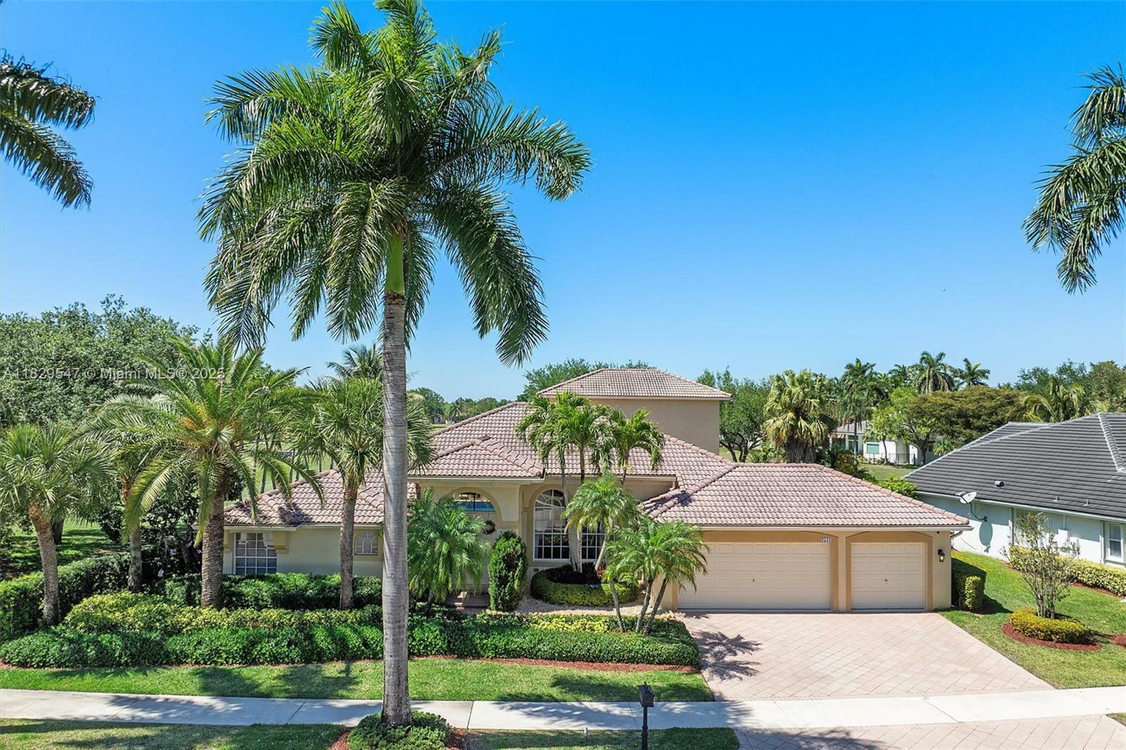 2541 Golf View Dr  Weston FL 33327 photo