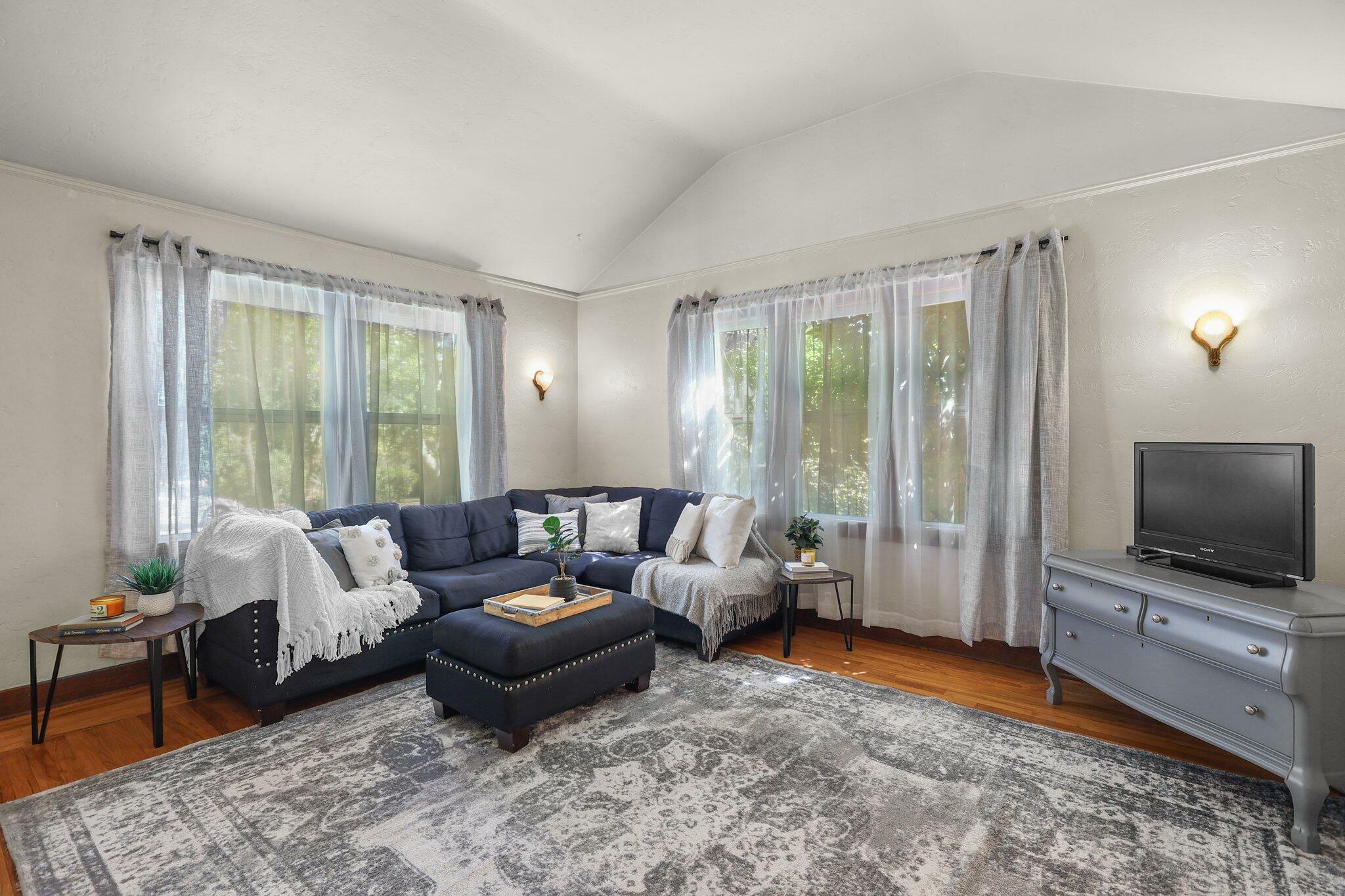 Property Photo:  2155 2157 Butte Street  CA 96003 