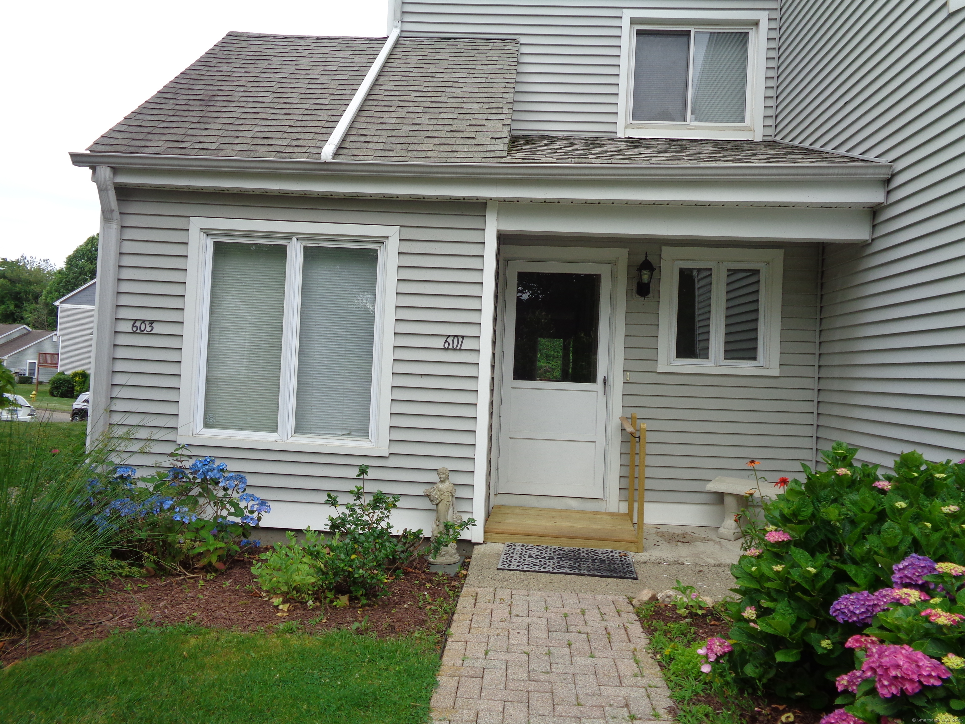 Property Photo: 560 Silver Sands Road 601 CT 06512