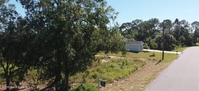 Property Photo:  2805 Palisades Drive SE  FL 32909 