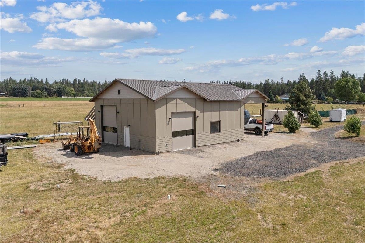 Property Photo: 1145 E Saltz Ln Ln WA 99006