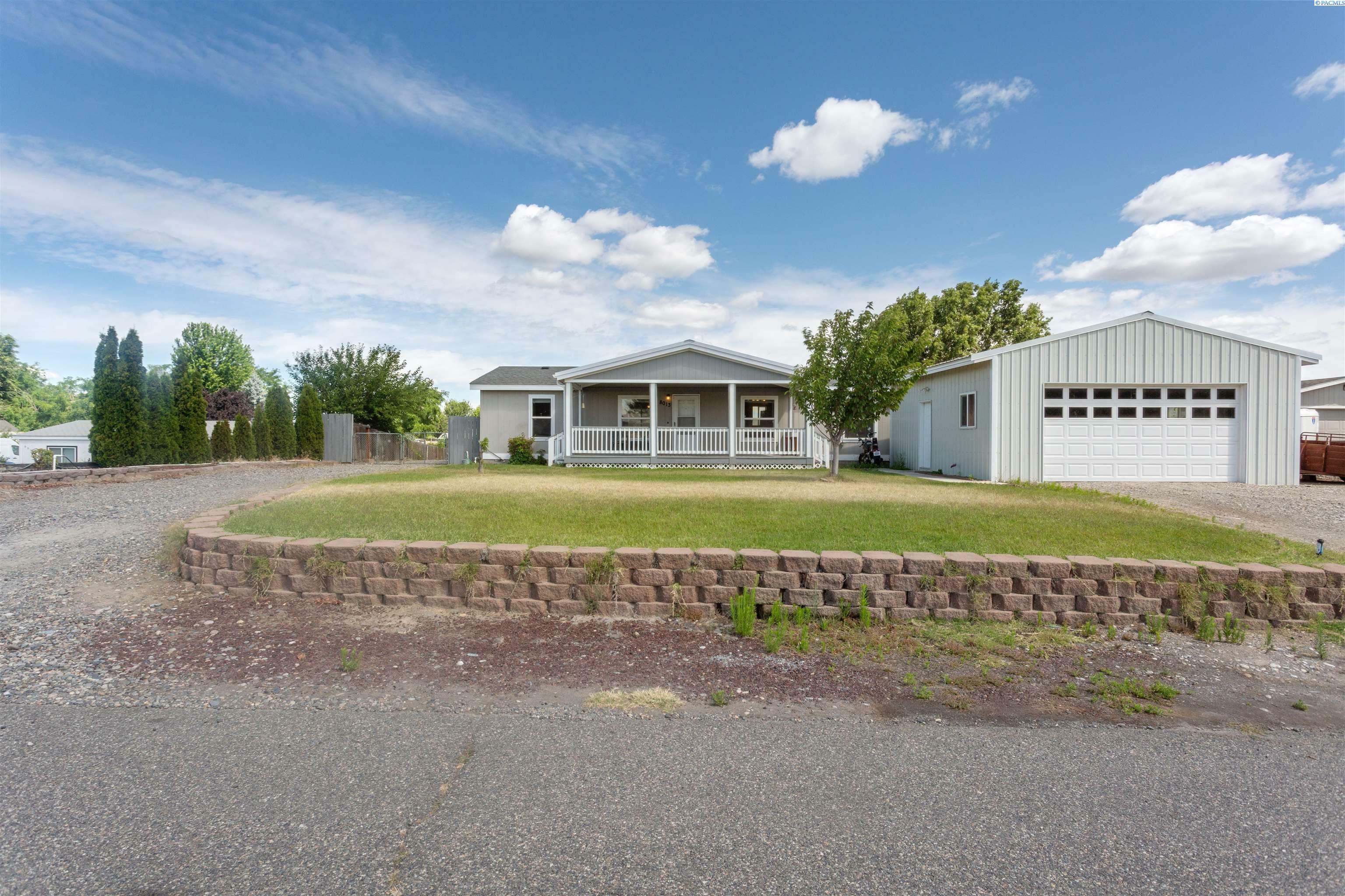 Property Photo: 8013 W Agate WA 99301