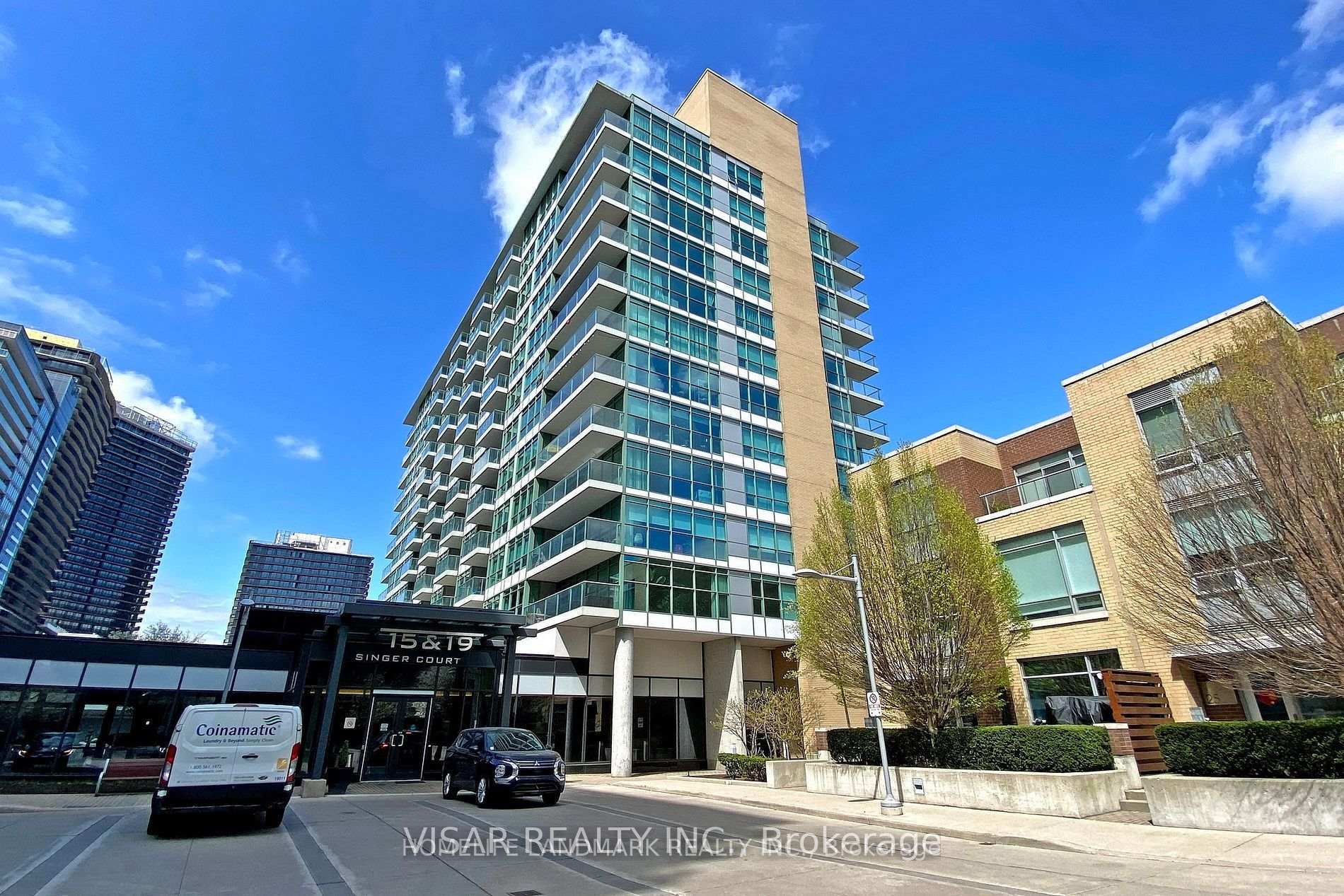 Property Photo: 15 Singer Court 509 ON M2K 0B1