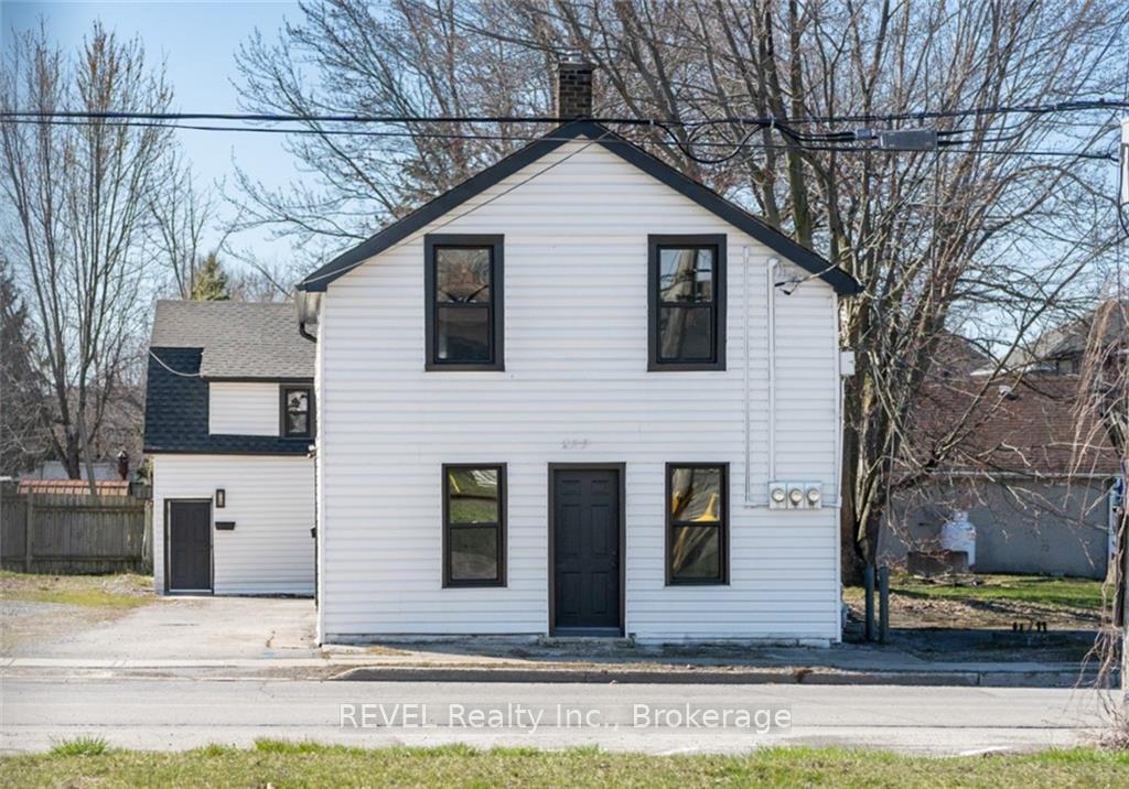 Photo de la propriété: 129 Durham Street ON L3K 1E1