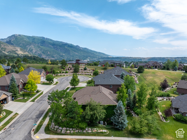 Property Photo: 5527 S Elderberry Ct E UT 84403