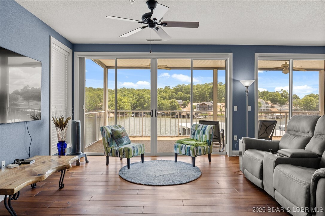 Property Photo: 68 Summer Place Court 1A MO 65020