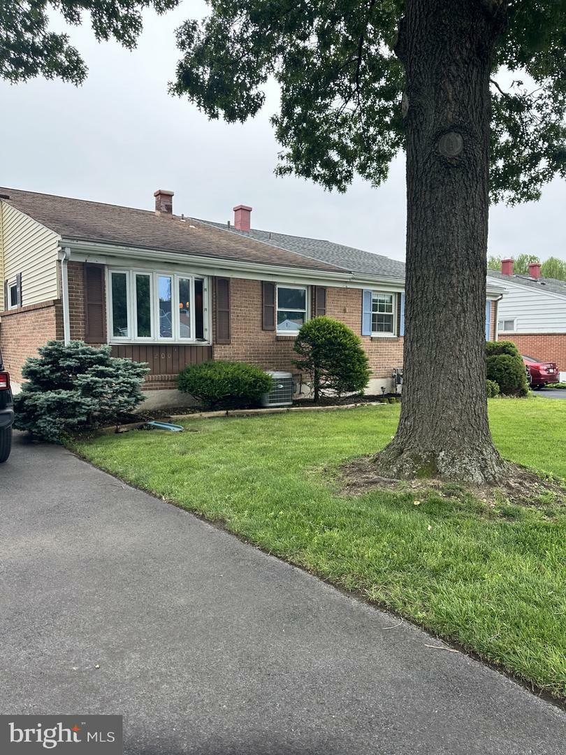 Property Photo:  200 Columbia Avenue  PA 19605 