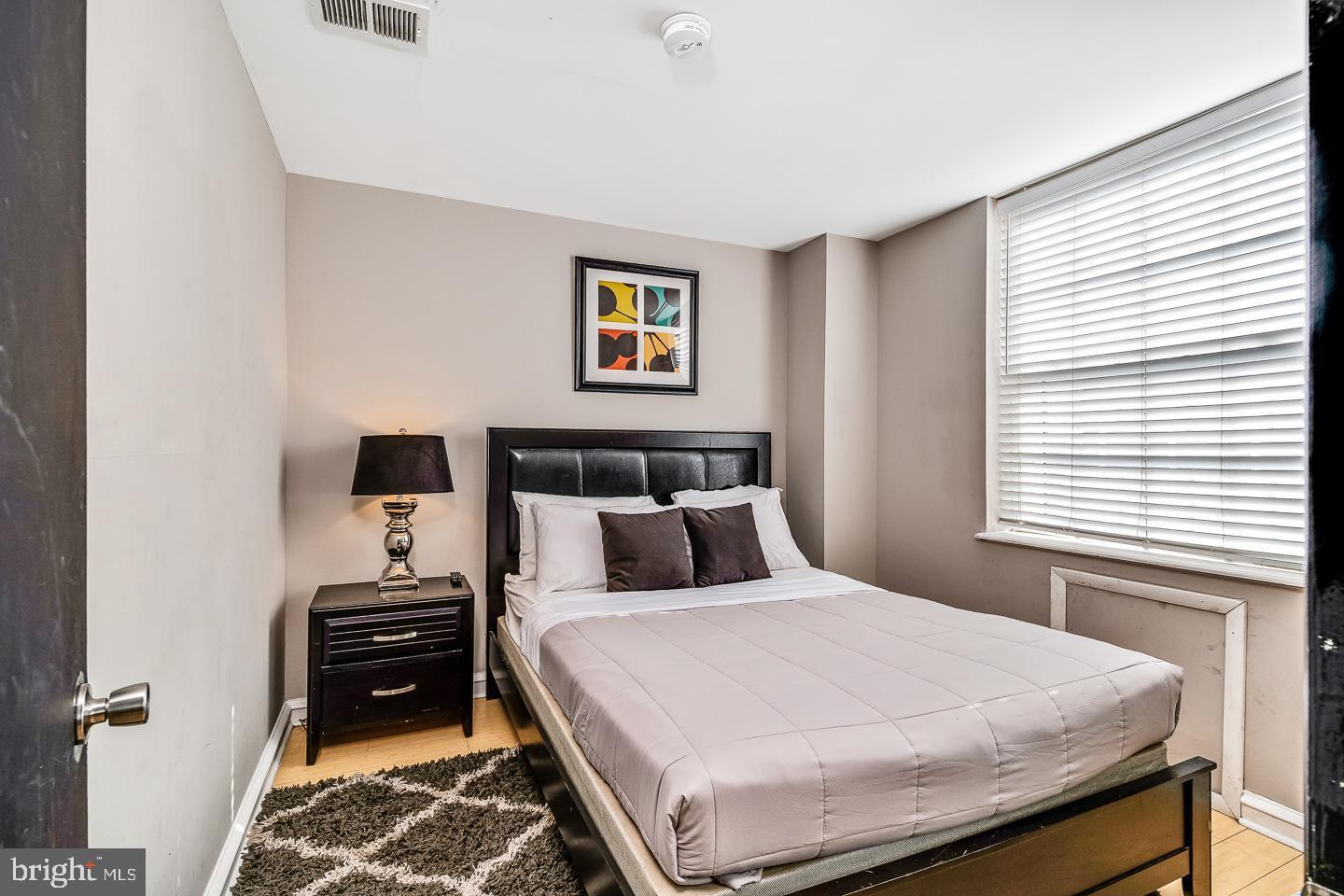 Property Photo: 2135 Walnut Street 603 PA 19103