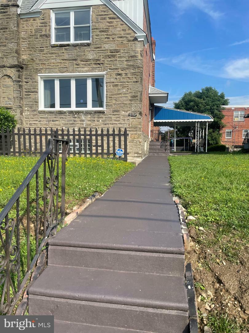 1211 E Johnson Street  Philadelphia PA 19138 photo