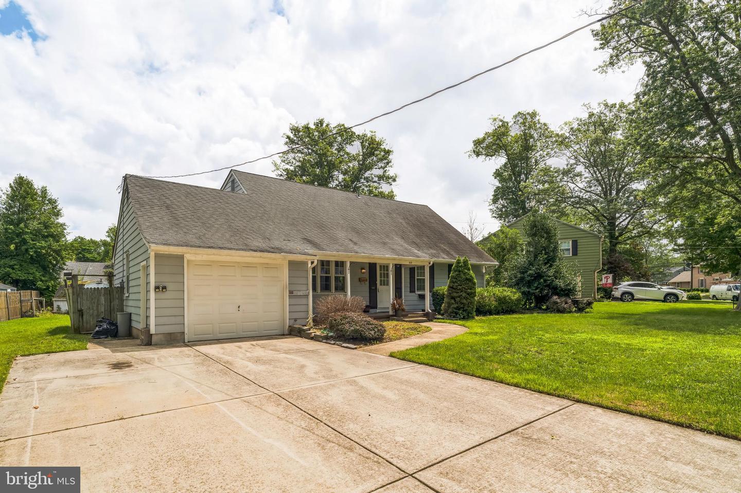 Property Photo:  109 Old Carriage Road  NJ 08034 