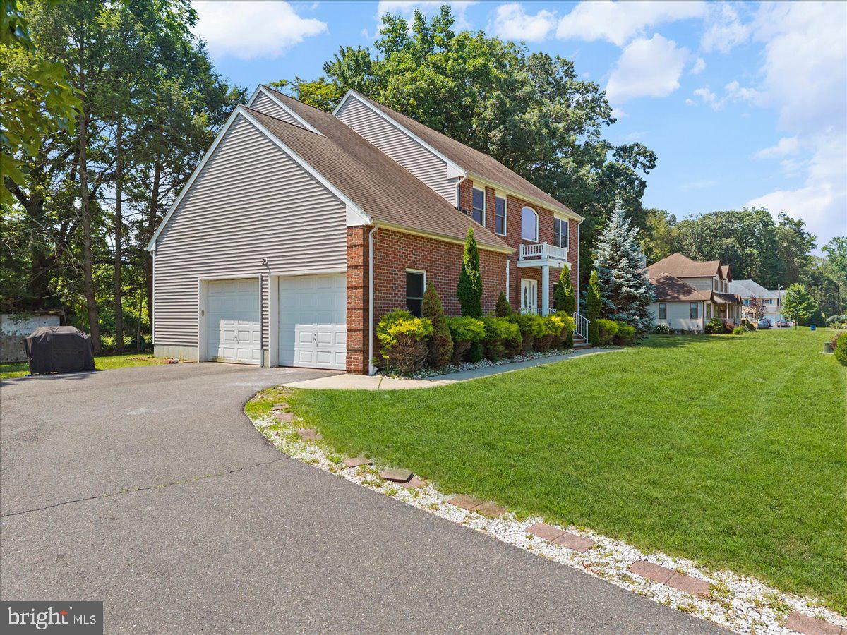 Property Photo:  7 Rupprecht Road  NJ 08902 