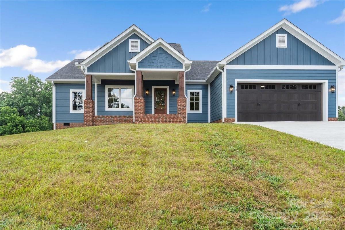 Property Photo:  18 Morningside Drive  NC 28630 