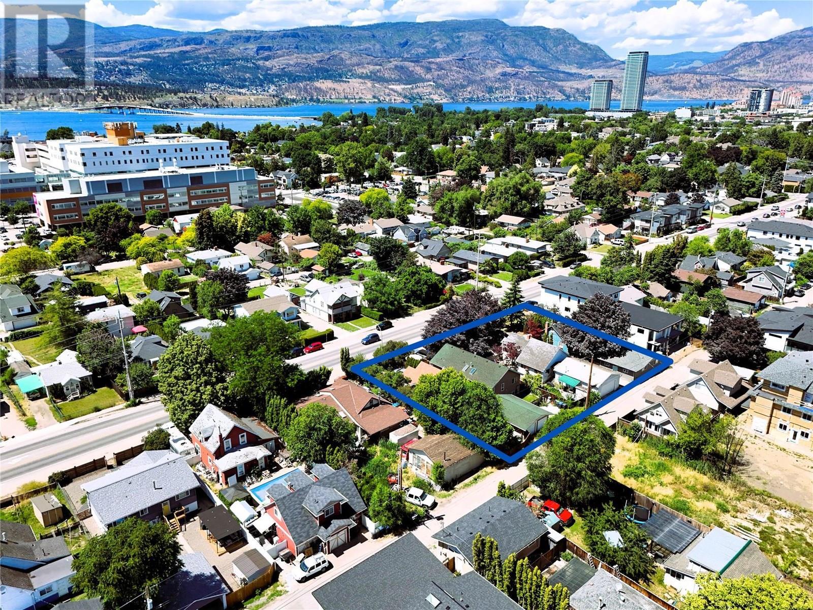Photo de la propriété: 2253 Richter Street BC V1Y 2N9