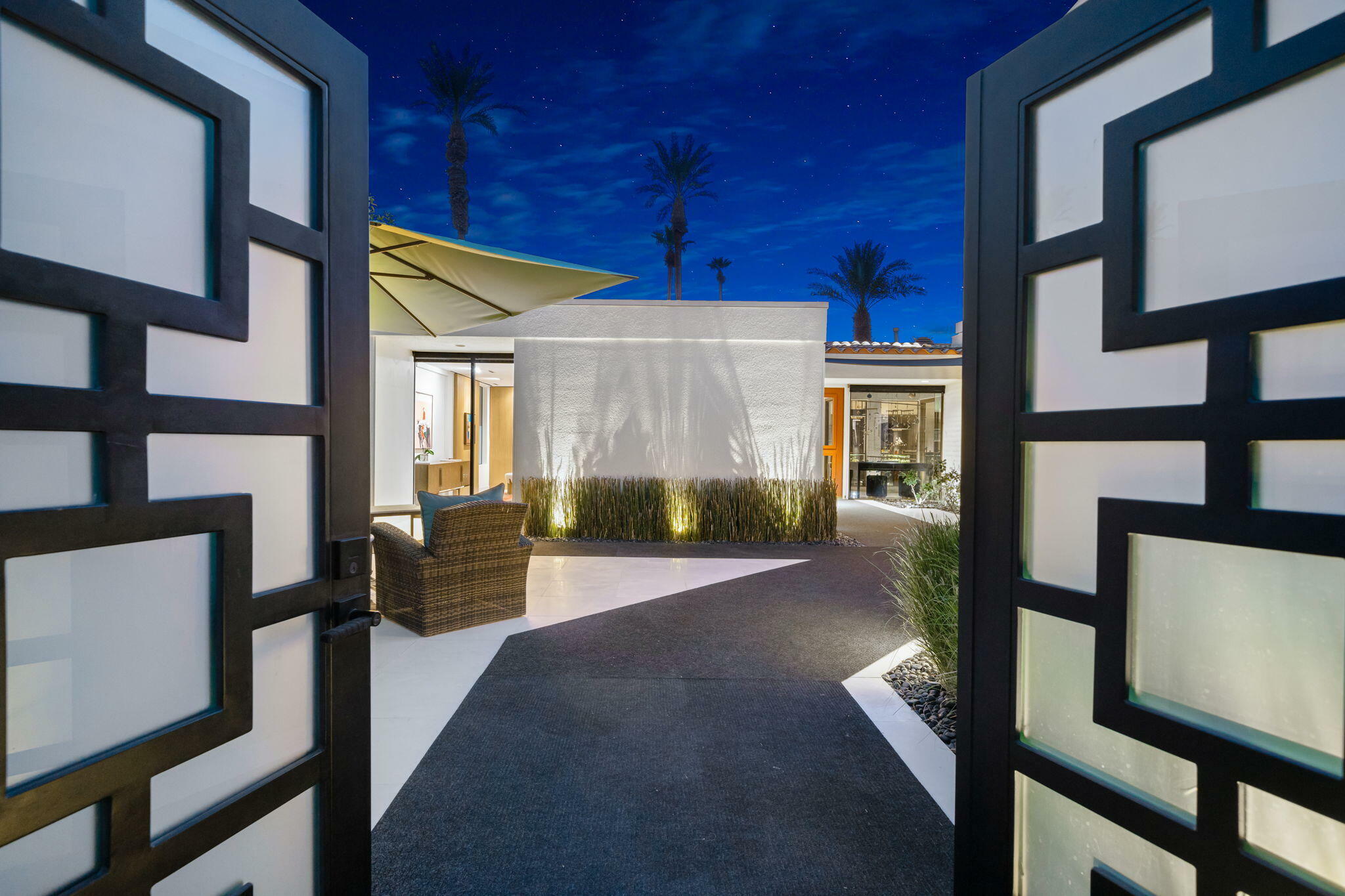 Property Photo: 75617 Valle Vista Drive CA 92210