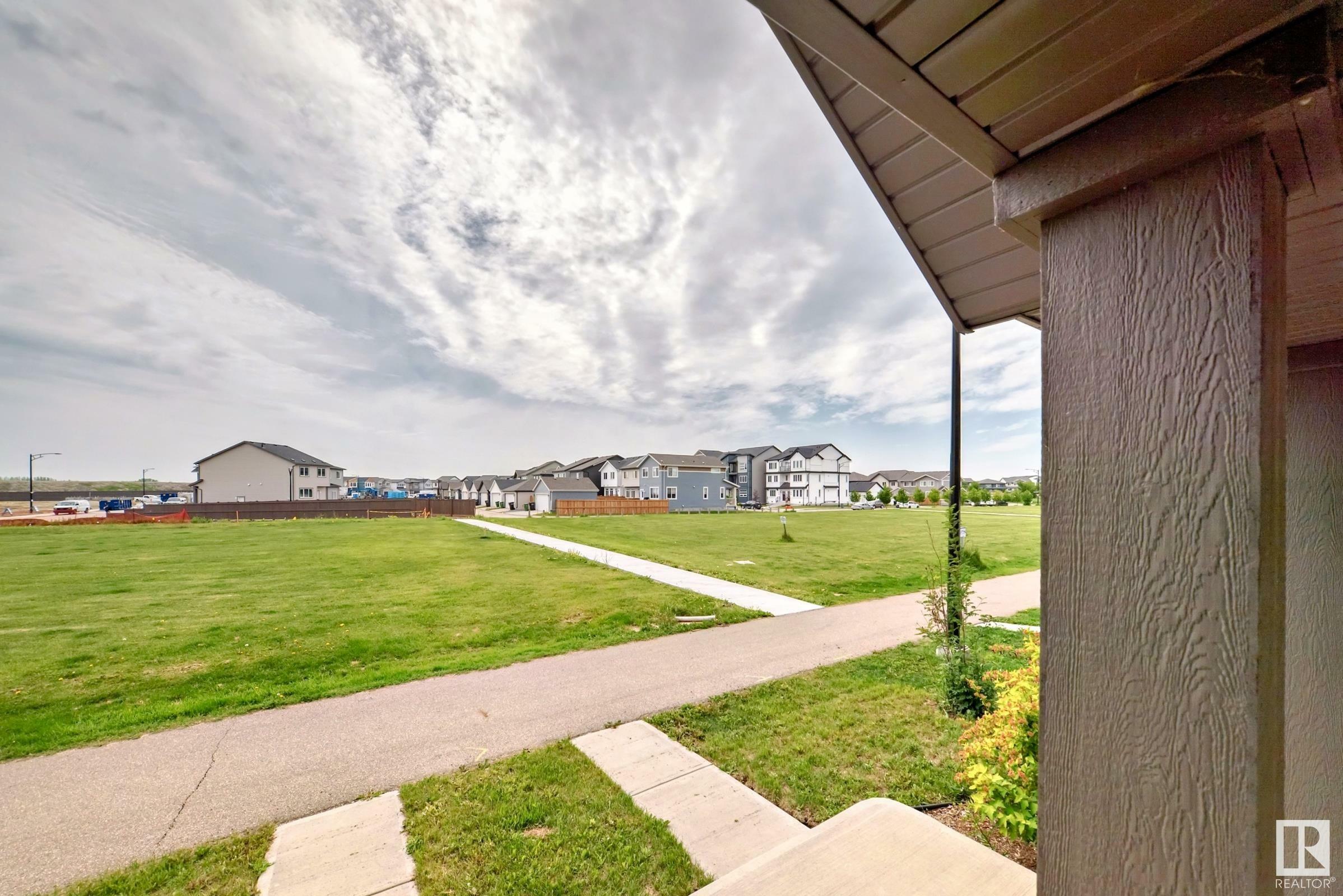 Photo de la propriété: 2271 Price Lane SW AB T6W 3P9
