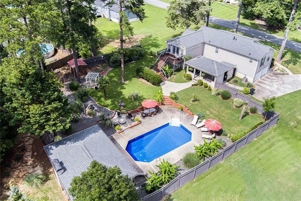 Property Photo: 205 Calloway Club Drive GA 30153