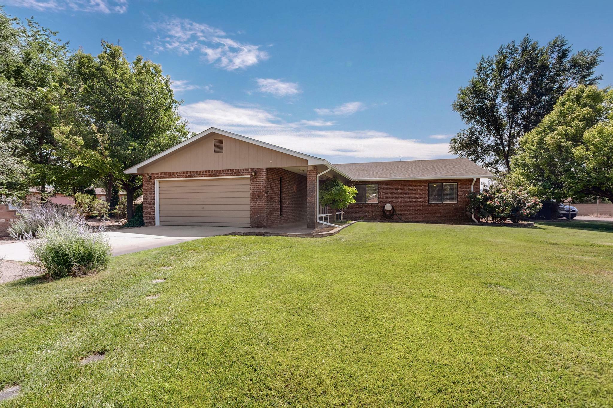 Property Photo:  5 Shadow View Court  NM 87031 