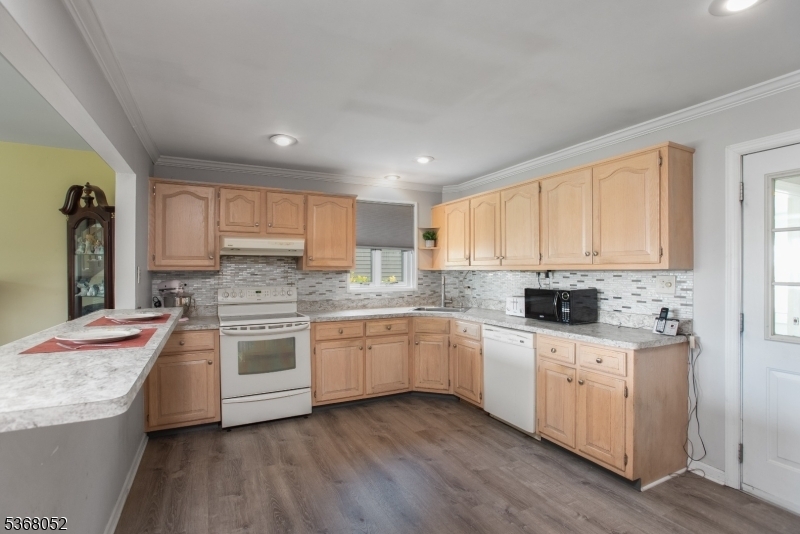 Property Photo: 18 Lenox Ave NJ 08812
