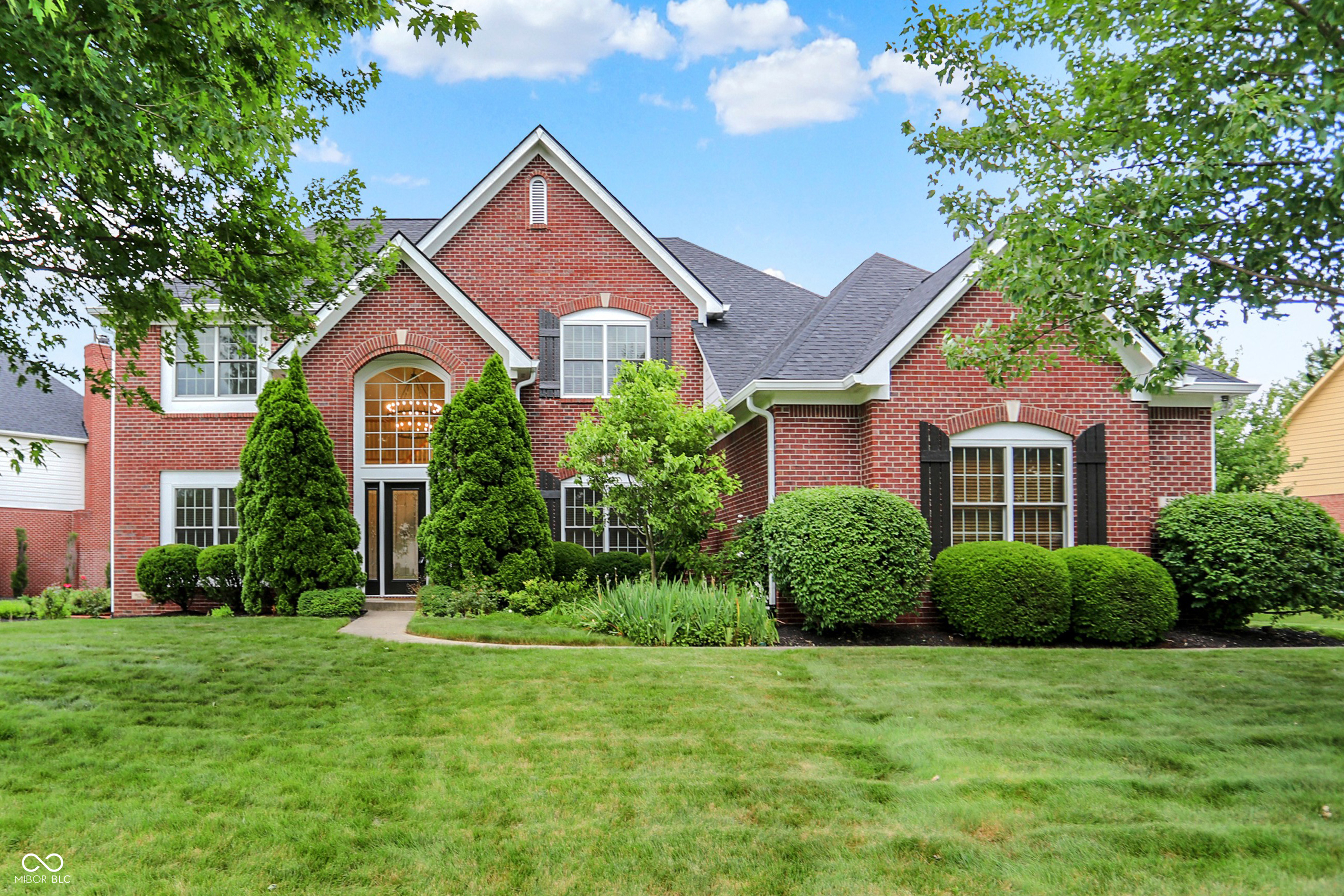 5761 Coopers Hawk Drive  Carmel IN 46033 photo