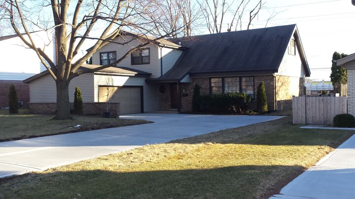 1415 E Rosehill Drive  Arlington Heights IL 60004 photo