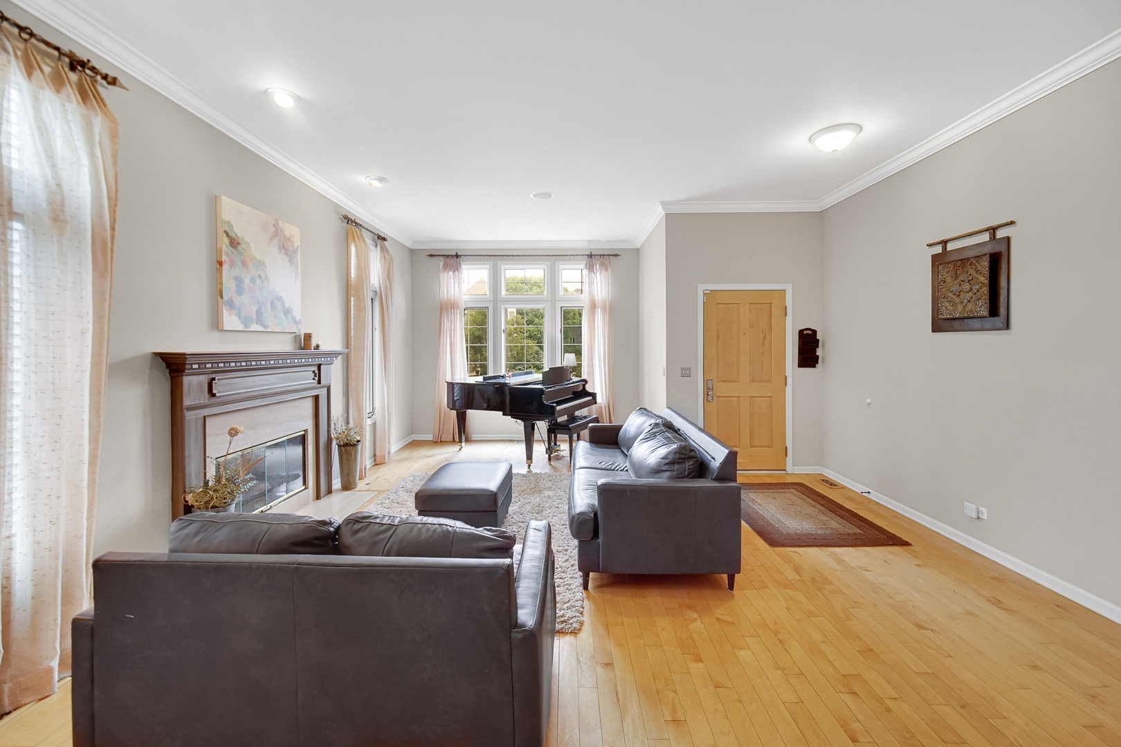 Property Photo: 5420 N Lowell Avenue IL 60630