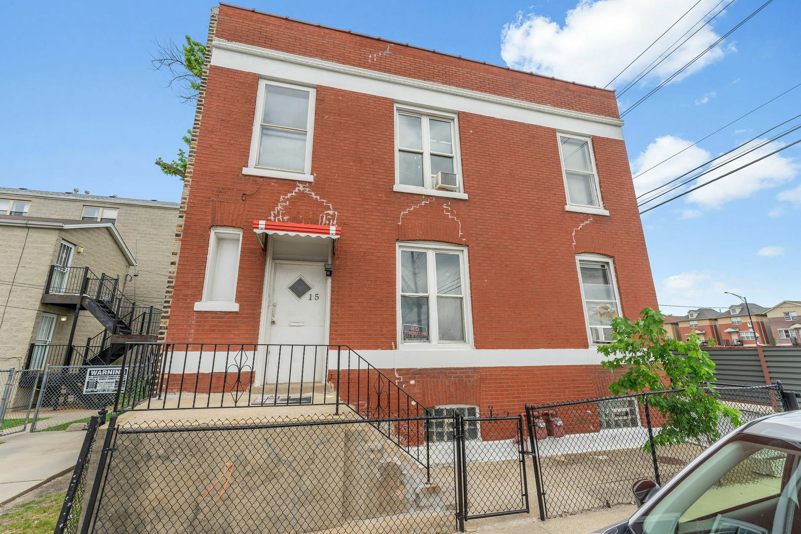 Property Photo:  15 N Washtenaw Avenue  IL 60612 