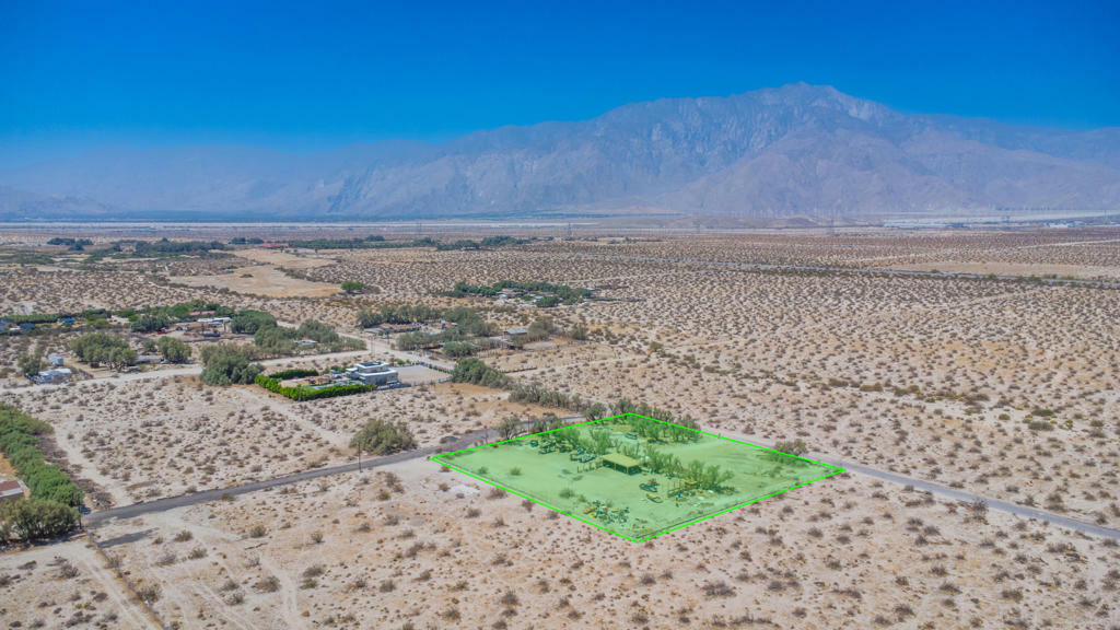 Property Photo: 17366 Avenida Manzana CA 92241