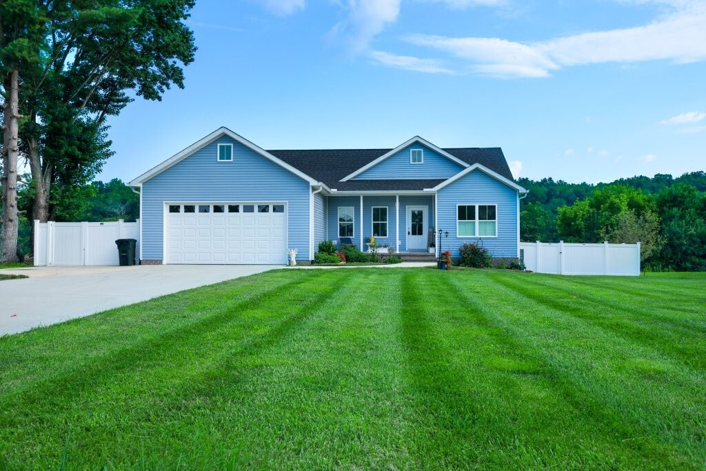Property Photo: 787 Miriah Dr TN 37110