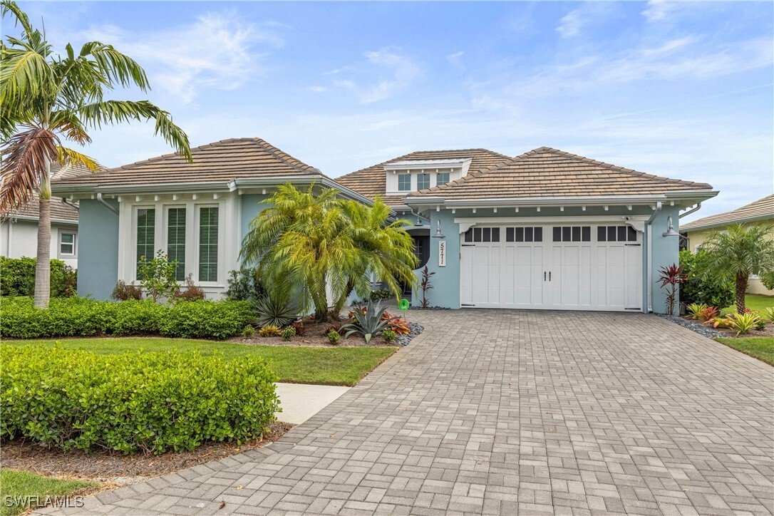 5771 Clarendon Drive  Naples FL 34113 photo