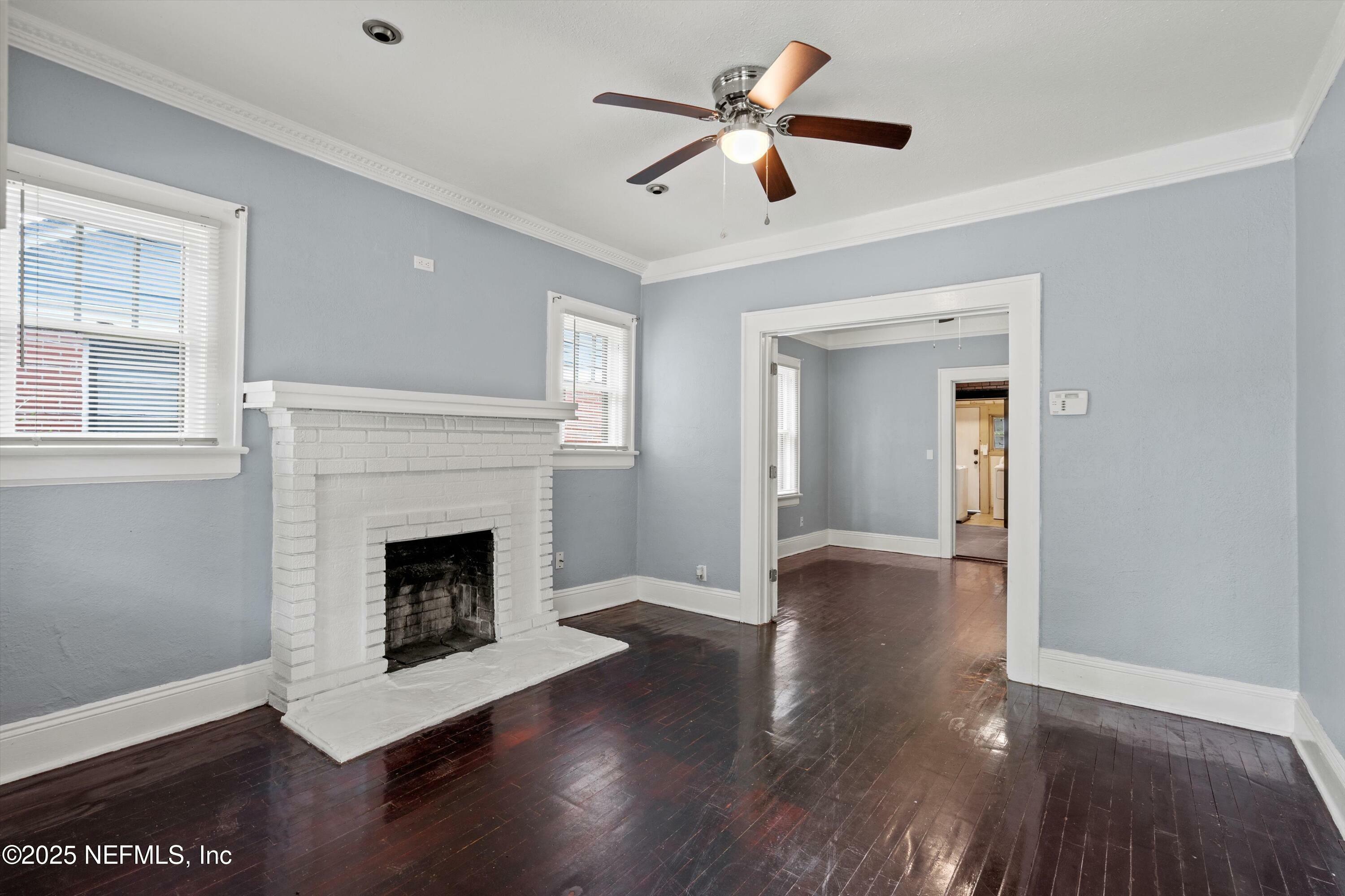 Property Photo: 2531 Dellwood Avenue FL 32204