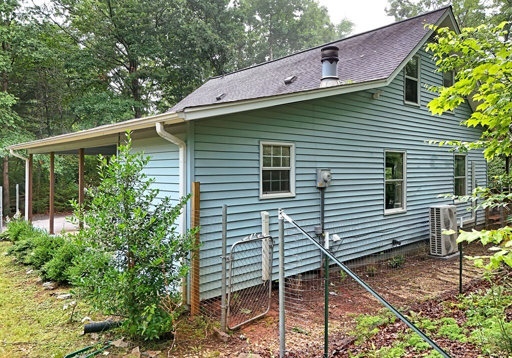 Property Photo: 5918 Brasstown Creek Est. GA 30582