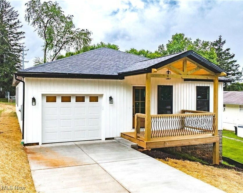 Property Photo:  1404 15th Street  WV 26105 