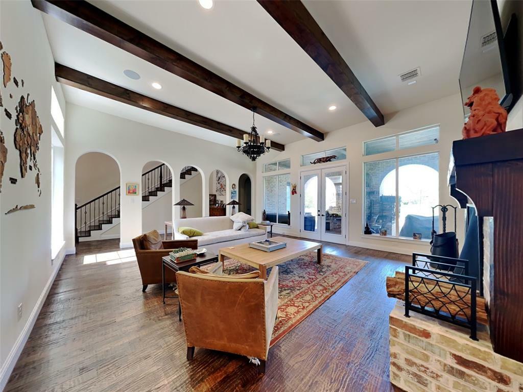 Property Photo: 7916 Bella Flora Drive TX 76126