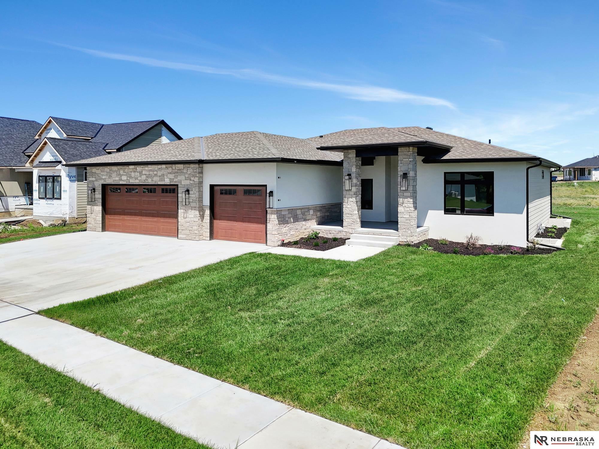 3630 Tree Line Drive  Lincoln NE 68516 photo