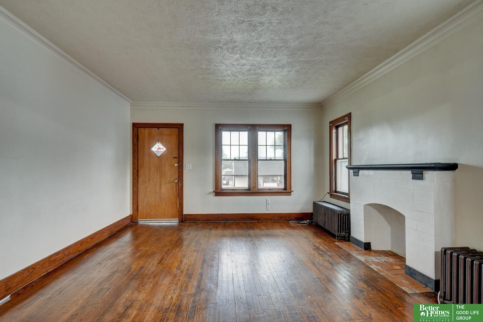 Property Photo:  1911 S 50 Street  NE 68106 