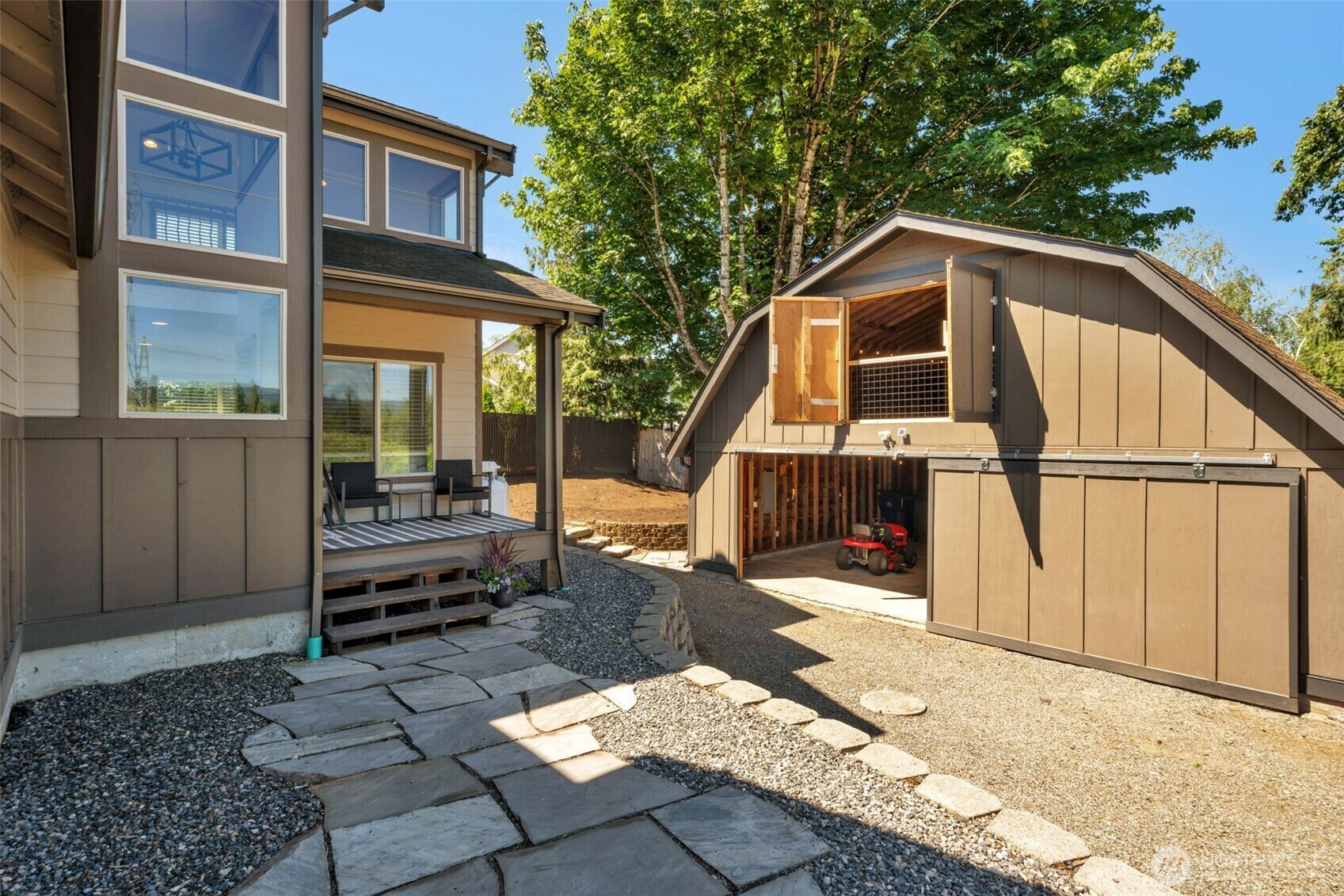 Property Photo:  26717  348th Avenue SE  WA 98051 