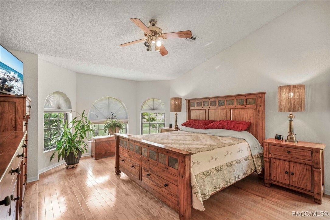 Property Photo:  4400 W Rocky Lane  FL 34465 