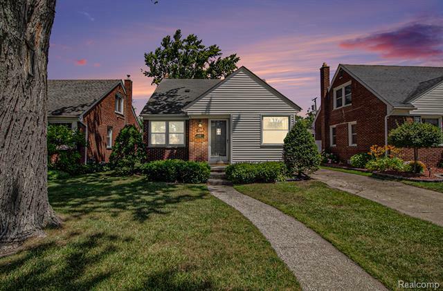 Property Photo: 13368 Phelps Street MI 48195