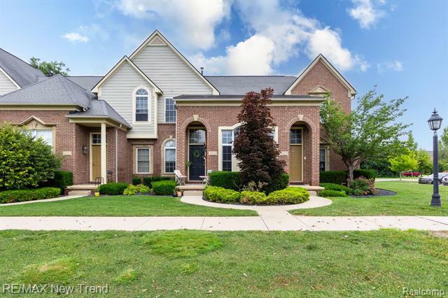 Property Photo: 45929 Graystone Lane MI 48187