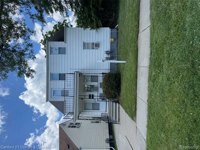 Property Photo: 6445 Heyden Street MI 48127