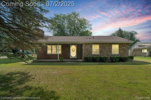 Property Photo:  2466 Kathleen Drive  MI 48162 