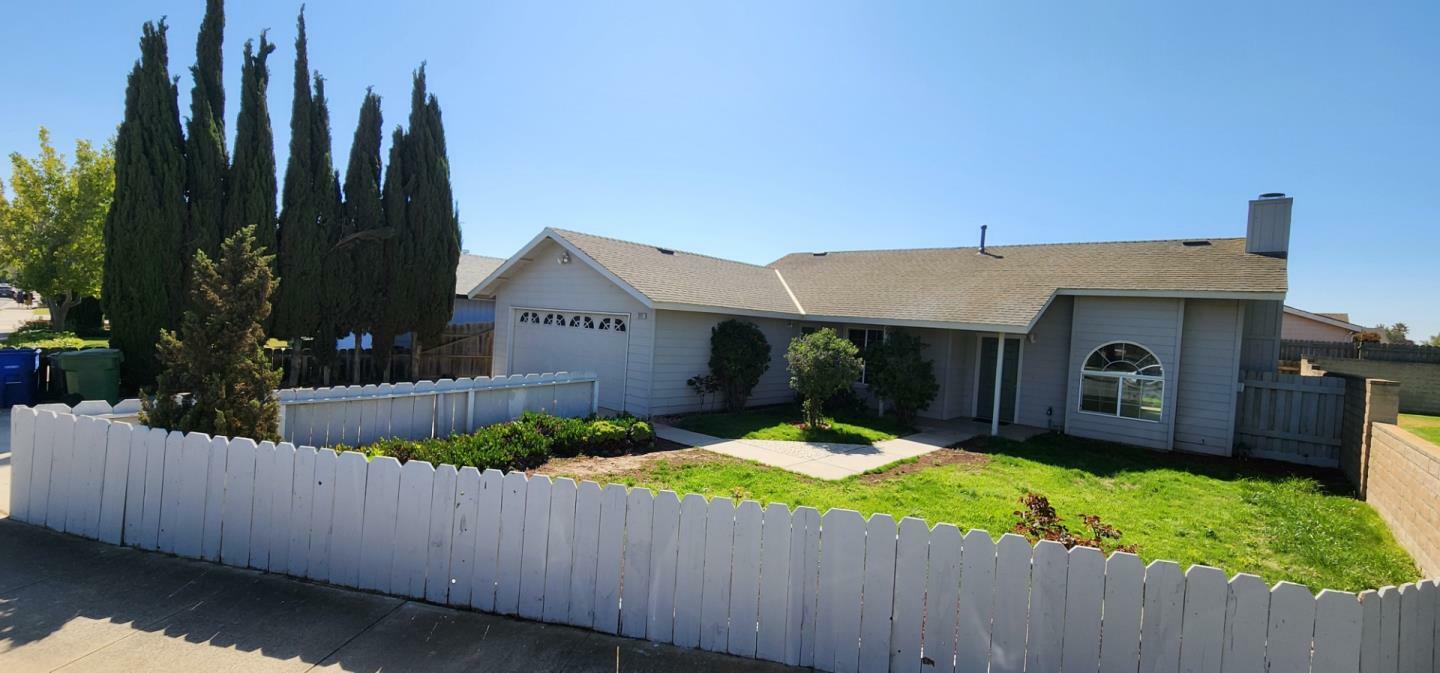 271 Cabernet Avenue  Greenfield CA 93927 photo