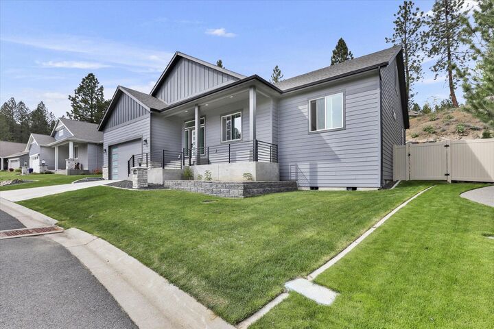 Property Photo:  8609 E Hazelwood Ln  WA 99212 