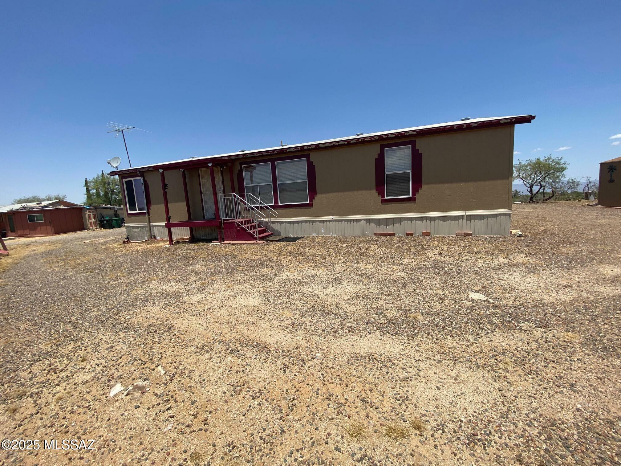Property Photo:  978 N White Oak Place  AZ 85623 