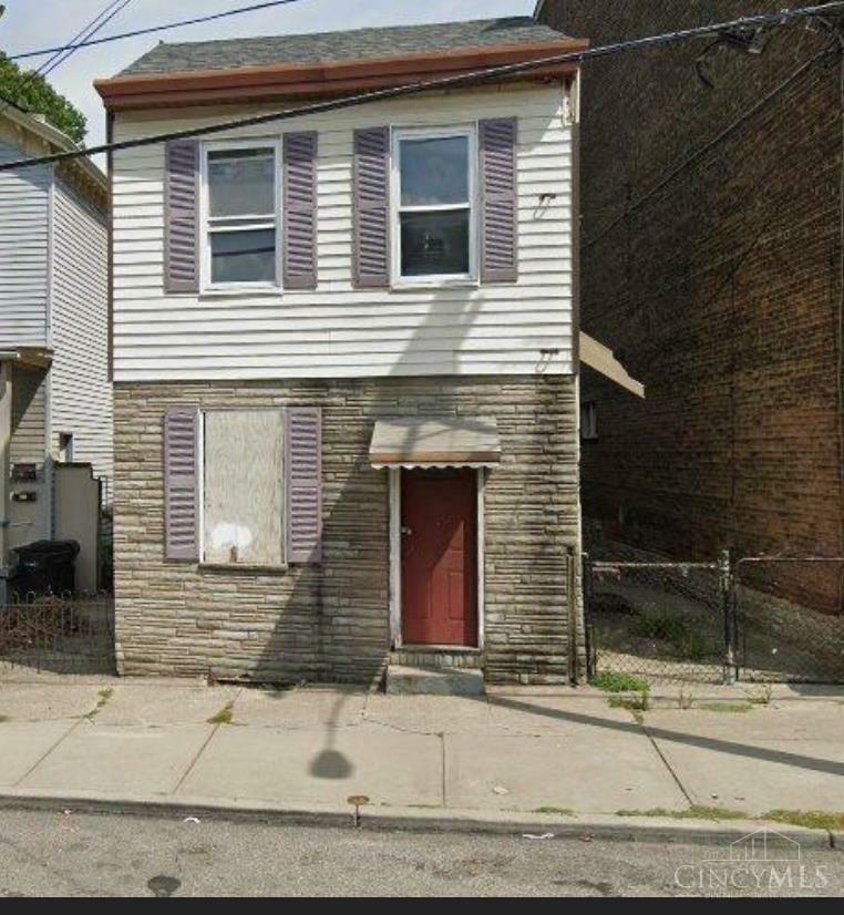 Property Photo: 1050 Marshall Avenue OH 45225