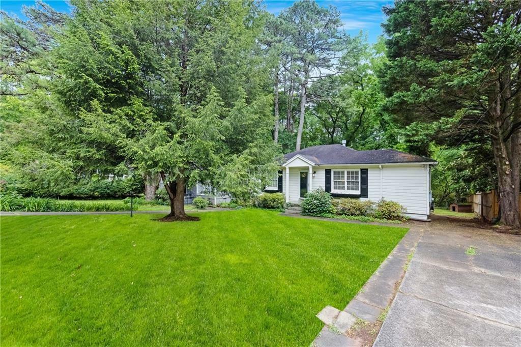 Property Photo: 1091 Napier Street GA 30316