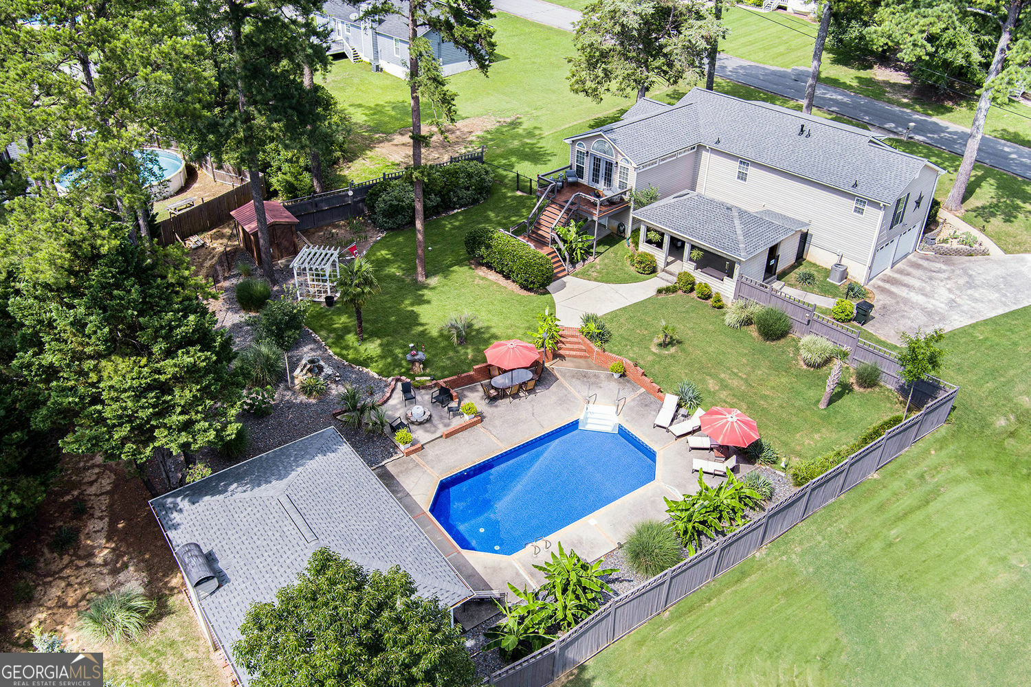 Property Photo: 205 Calloway Club Drive GA 30153