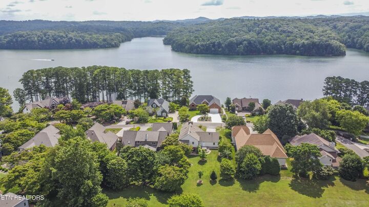 Property Photo:  127 Kiowa Way  TN 37774 